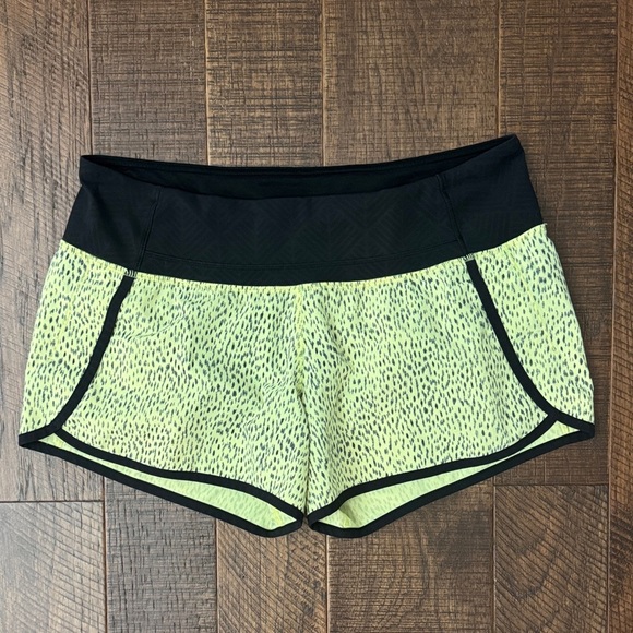 Lululemon Run Speed Short Dottie Dash Clarity Yellow Black - Picture 2 of 11